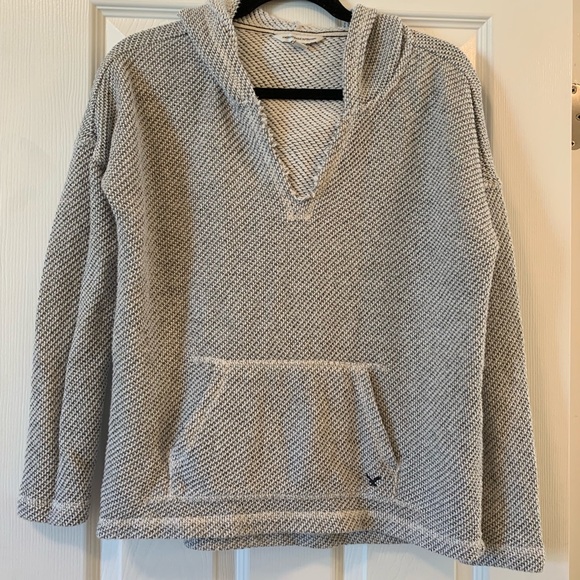 American Eagle Outfitters Sweaters - American Eagle Outfitters Hooded Sweater Size M